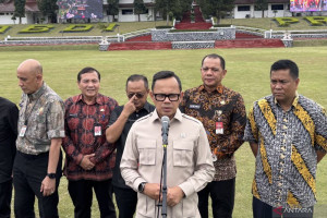 kemendagri-pastikan-presiden-tak-hadiri-retret-gelombang-kedua