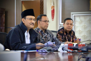kemensos-bangun-8-dapur-umum-untuk-korban-erupsi-lewotobi