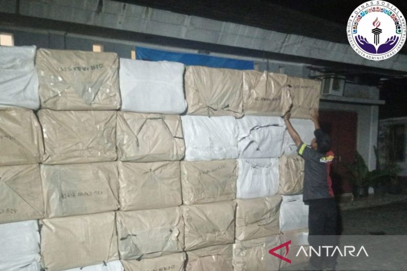 kemensos-distribusikan-bantuan-vigara-banjir-rob-di-jakarta-utara