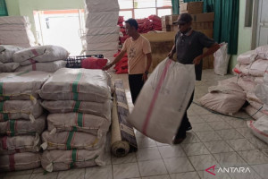 kemensos-salurkan-bantuan-kedaruratan-langsung-ke-korban-banjir-parigi-moutong