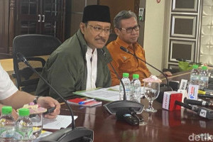 kemensos-salurkan-rp-5-miliar-untuk-korban-erupsi-lewotobi