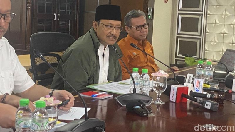 kemensos-salurkan-rp-5-miliar-untuk-korban-erupsi-lewotobi
