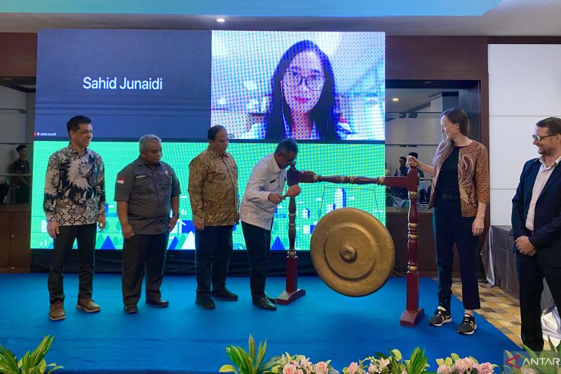 kementerian-esdm-luncurkan-program-transisi-energi-terbarukan-di-batam