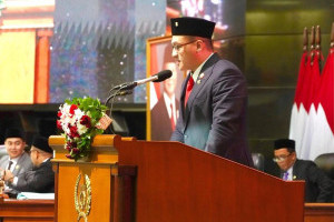 kenneth-dprd-dki-usul-bir-pletok-jadi-welcome-drink-hotel-hotel-di-jakarta