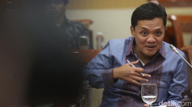 ketua-komisi-iii-dpr-pastikan-hak-impunitas-advokat-diakomodir-ruu-kuhap