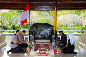khofifah-ajak-masyarakat-teladani-nasionalisme-bung-karno