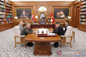 kim-jong-un-temui-pejabat-senior-rusia-dalam-forum-diplomatik-baru