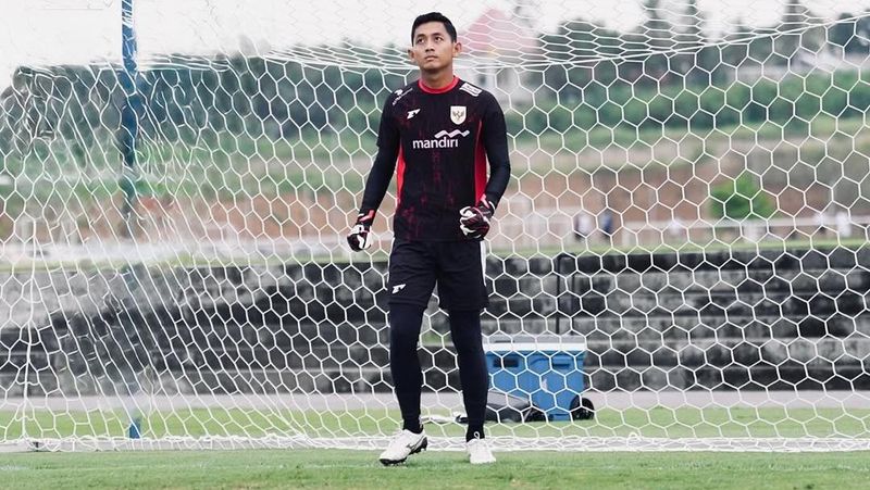 kiper-psm-makassar-pelajari-teknik-dari-emil-audero-dan-maarten-paes