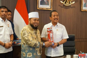 kkp-siapkan-armada-kapal-orca-dan-pesawat-atasi-krisis-transportasi-di-enggano