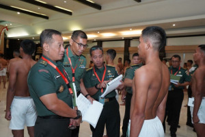 kodam-udayana-seleksi-1-000-calon-bintara-pk-tni-ad