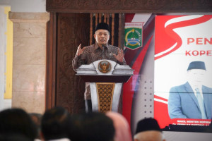 kopdeskel-merah-putih-aksen-demokrasi-koperasi-di-desa