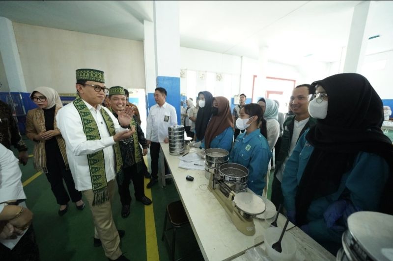 kp2mi-dorong-pemuda-indonesia-isi-1-4-juta-pekerjaan-luar-negeri