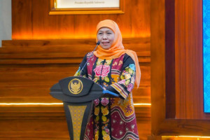 kpk-batalkan-pemeriksaan-khofifah-sorotan-peristiwa-hukum-terbaru