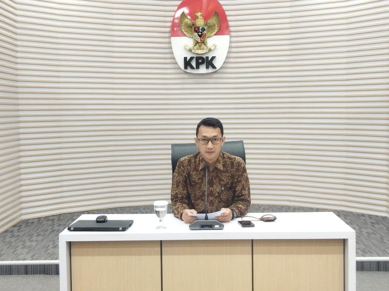 kpk-jadwalkan-ulang-pemeriksaan-khofifah-dalam-kasus-danah-hibah-jatim