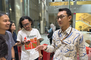 kpk-periksa-dua-saksi-dalam-kasus-gratifikasi-di-mpr-ri