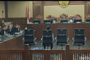 kubu-tom-lembong-protes-perkara-beda-kursi-dengan-jpu-tak-ada-kesetaraan