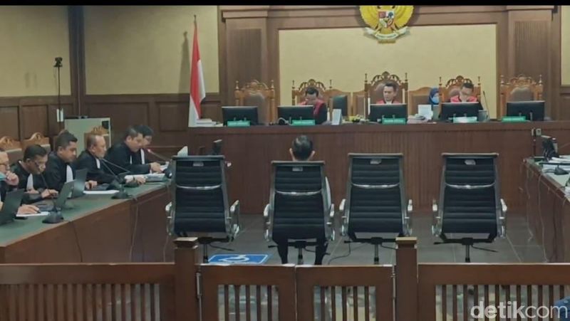 kubu-tom-lembong-protes-perkara-beda-kursi-dengan-jpu-tak-ada-kesetaraan
