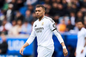kylian-mbappe-absen-dari-laga-real-madrid-akibat-virus-serius