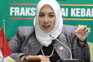legislator-pkb-kecam-fadli-zon-sangkal-pemerkosaan-massal-98-tak-pantas