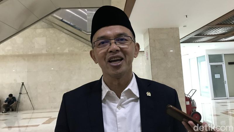 legislator-pkb-minta-fadli-zon-ralat-ucapan-soal-pemerkosaan-98-menyakiti
