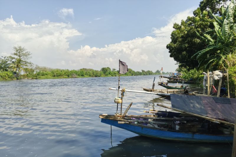 limbah-industri-cemari-sungai-ciujung-dan-dampaknya-pada-warga-serang