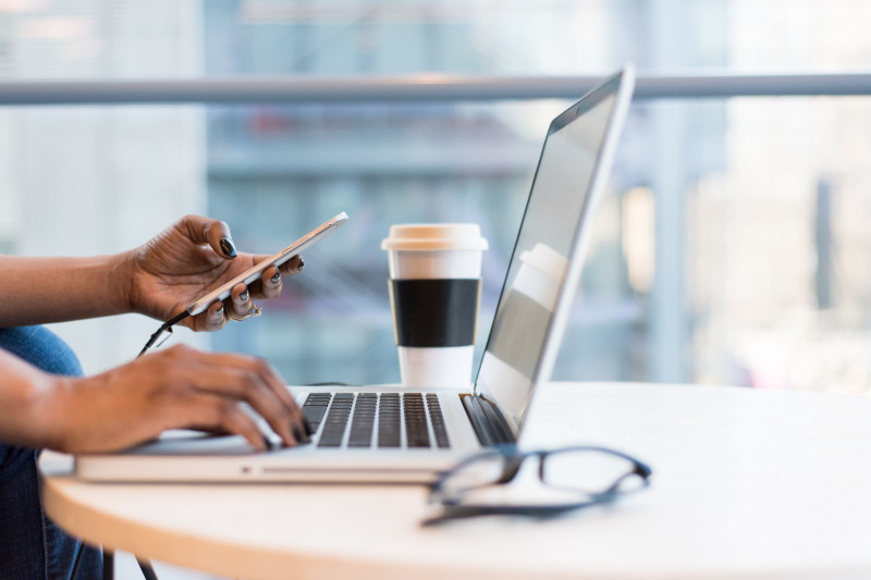 linkedin-gagal-dorong-popularitas-fitur-ai-menulis-resume