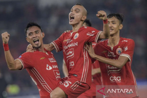 maman-abdurahman-pensiun-dari-sepak-bola-profesional-di-usia-43-tahun