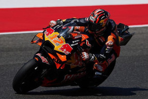 maverick-vinales-puncaki-practice-motogp-italia-2025