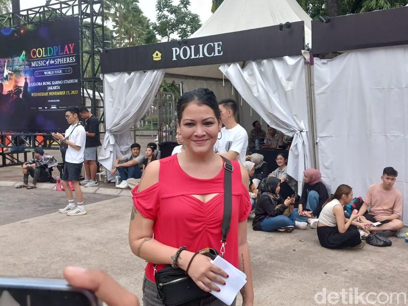 melanie-subono-tolak-undangan-nonton-konser-mariah-carey