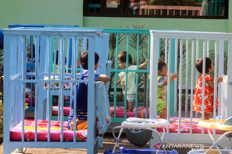menjemur-bayi-untuk-sembuhkan-penyakit-kuning-tidak-direkomendasikan