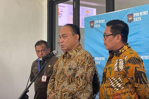 menkop-larang-keluarga-kepala-daerah-jadi-pengurus-kopdes-merah-putih