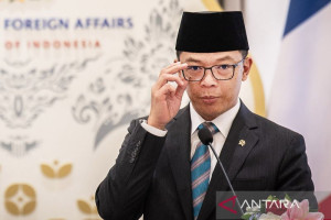menlu-ri-hadiri-ktm-oki-fokus-isu-iran-israel-dan-gaza