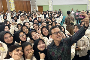 menteri-karding-pmi-harus-perkuat-keahlian-bukan-hanya-kejar-gaji