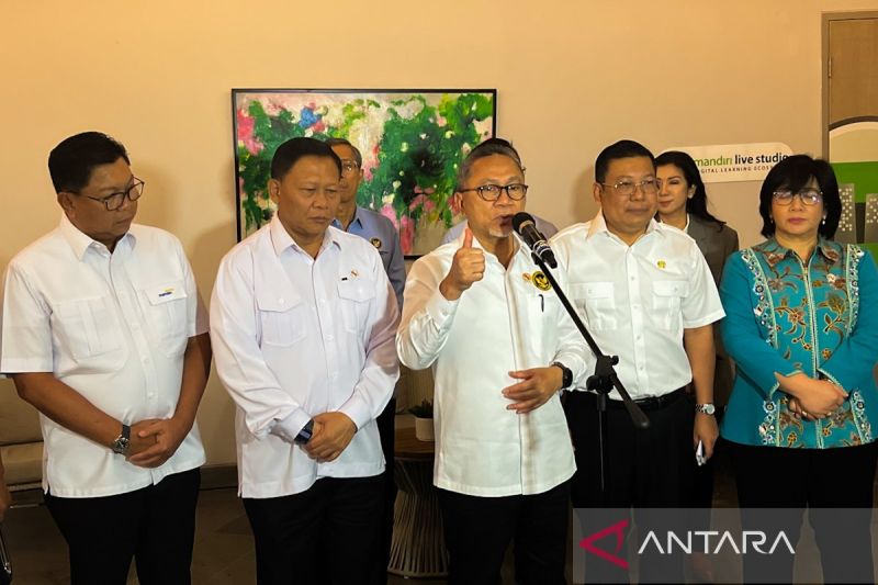 mulai-juli-2025-koperasi-desa-bisa-ajukan-pinjaman-ke-himbara