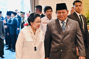 muzani-ungkap-peluang-pertemuan-prabowo-dan-megawati