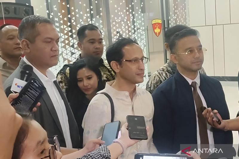 nadiem-makarim-pastikan-kooperatif-dalam-kasus-chromebook