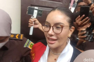 nikita-mirzani-terbukti-peras-bos-skincare-rp-4-miliar