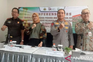 ojk-dan-aparat-hukum-riau-perkuat-sinergi-tangani-kejahatan-keuangan