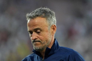 paris-saint-germain-tersendat-di-laga-melawan-botafogo-pelatih-luis-enrique-frustrasi