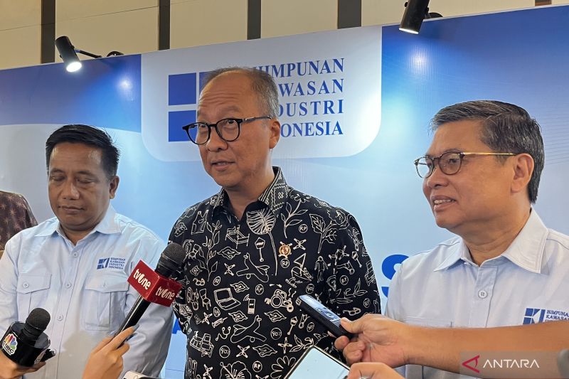 pemerintah-jadi-prioritas-dalam-cegah-hambatan-investasi-industri