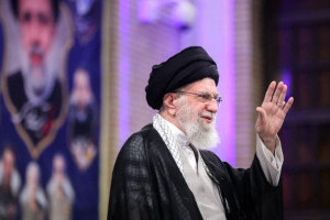 penasihat-khamenei-konfirmasi-selamat-dari-serangan-israel