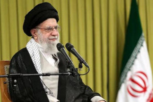 penasihat-khamenei-singgung-isu-kematian-shamkhani-dengan-tegas