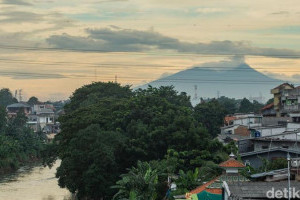 pencarian-pria-lansia-hilang-di-gunung-salak-terus-berlanjut