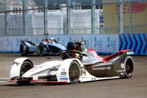 pengelolaan-parkir-di-jakarta-e-prix-tingkatkan-kenyamanan-pengunjung