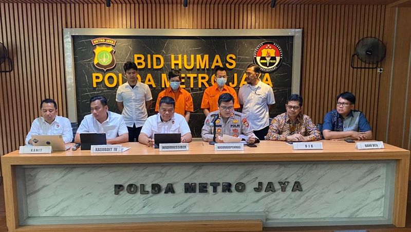 pengungkapan-kasus-penipuan-sms-blasting-oleh-siber-polda-metro