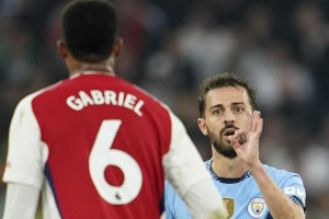 pep-guardiola-pilih-bernardo-silva-jadi-kapten-baru-manchester-city