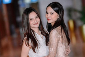 perjalanan-dan-prestasi-anak-selebriti-momen-bangga-sydney-lulus-sma