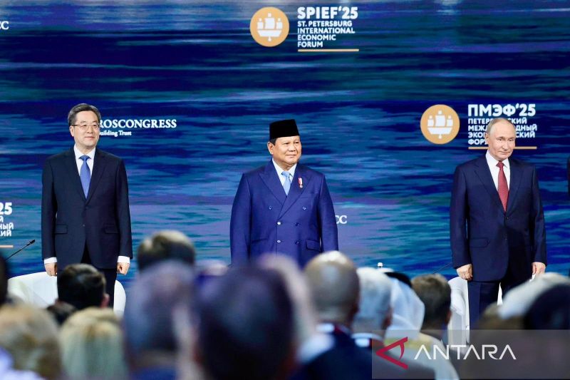 perkembangan-politik-terkini-dari-sengketa-pulau-hingga-kunjungan-presiden-ke-rusia