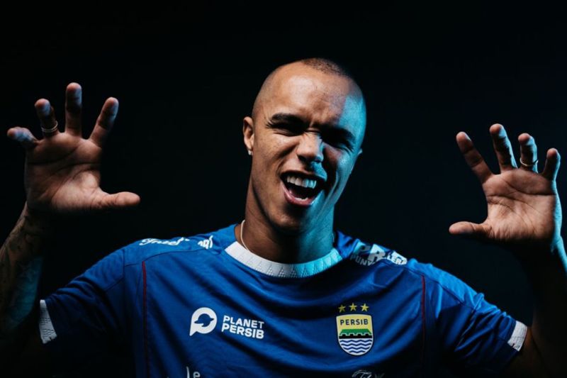 persib-bandung-resmi-datangkan-dua-pemain-asing-baru