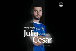persib-resmi-datangkan-julio-cesar-sebagai-bek-tengah-baru